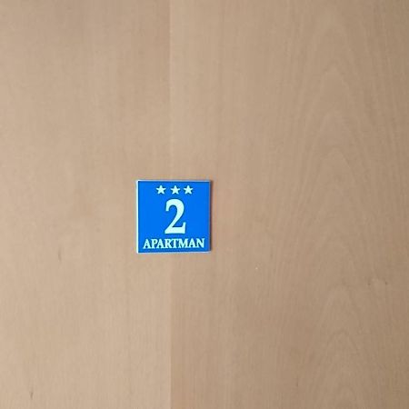 Apartmani Kocka Примоштен Экстерьер фото