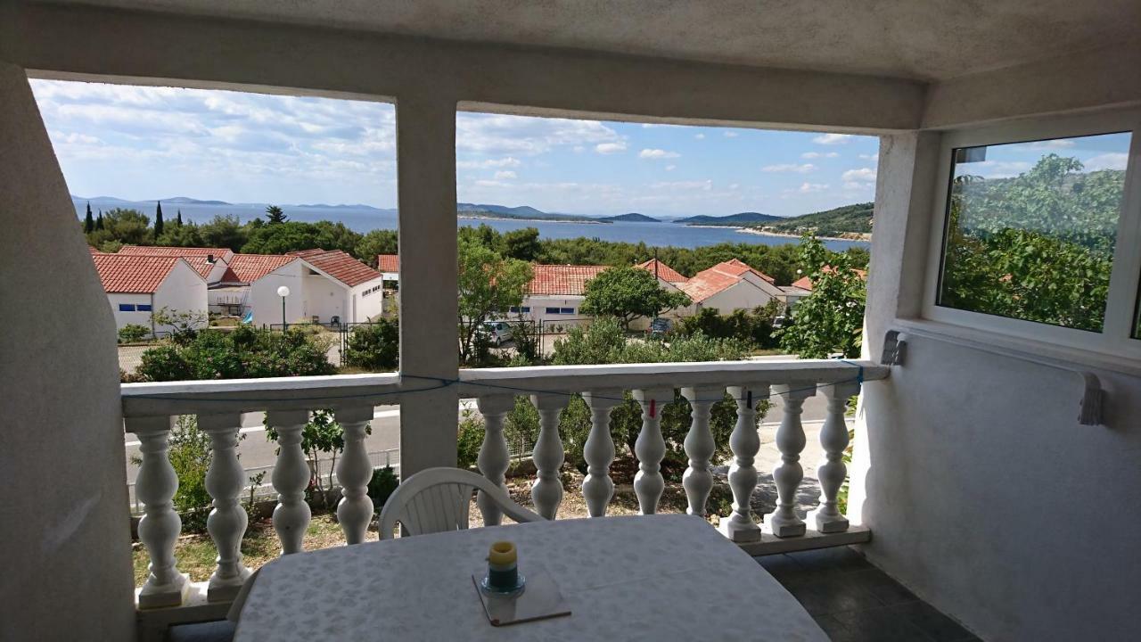 Apartmani Kocka Примоштен Экстерьер фото