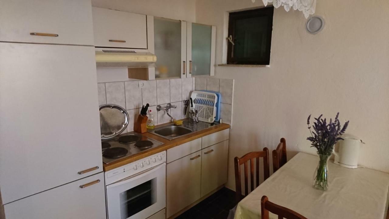 Apartmani Kocka Примоштен Экстерьер фото