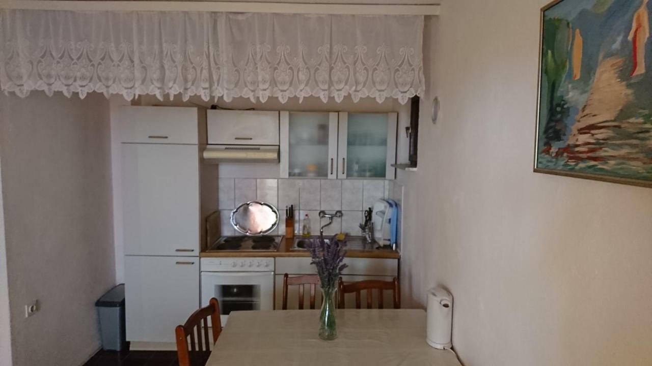Apartmani Kocka Примоштен Экстерьер фото